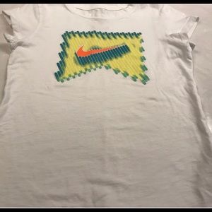 Nike t-shirt size 10/12